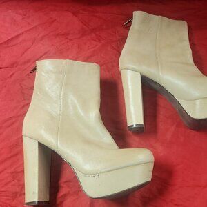 Cream Colored Steve Madden Booties 8.5